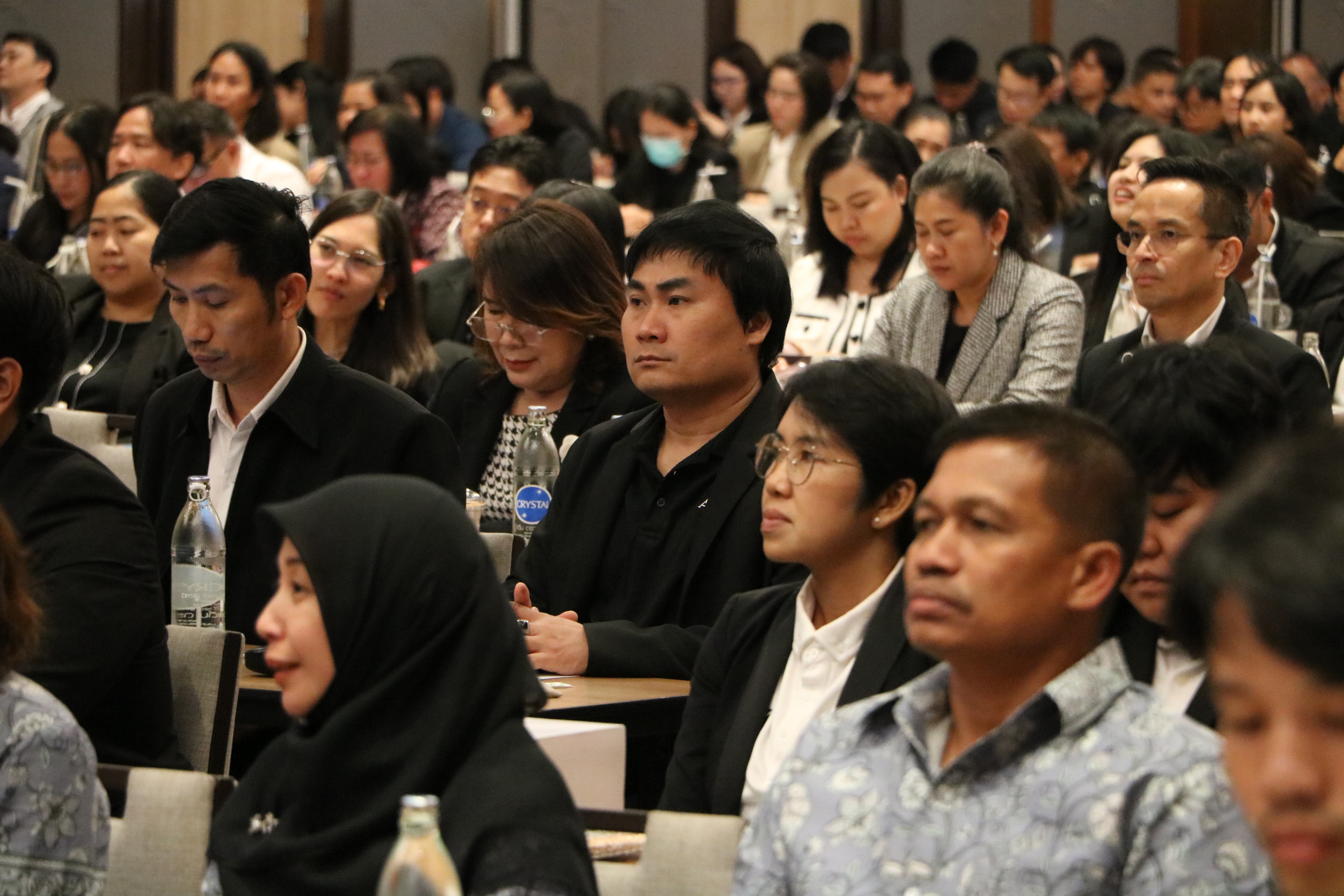 title - ส.ป.ก.ร่วมเป็นเกียรติในพิธีเปิดวันแถลงผลงานกรมวิชาการเกษตร ประจำปีงบประมาณ 2569  DOA NEXT : ตลาดนำการวิจัย สินค้าเกษตรปลอดภัยมูลค่าสูง
